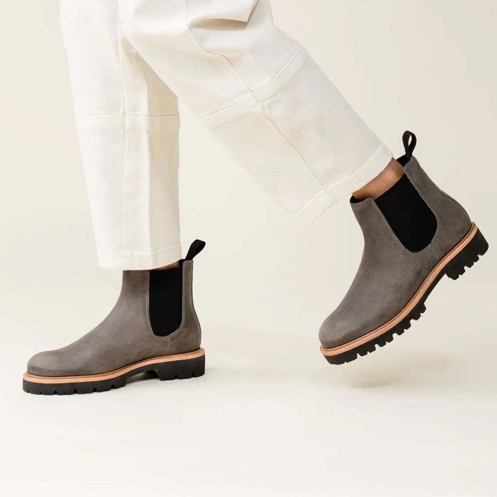 Nisolo Go-To Lug Chelsea Boot 2.0 - Picture 11 of 11